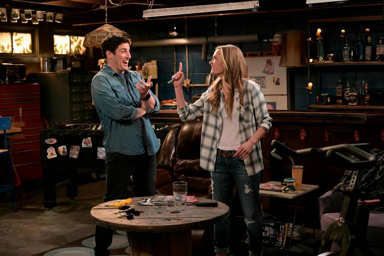 new-network-tv-shows-compete-with-controversy-for-attention