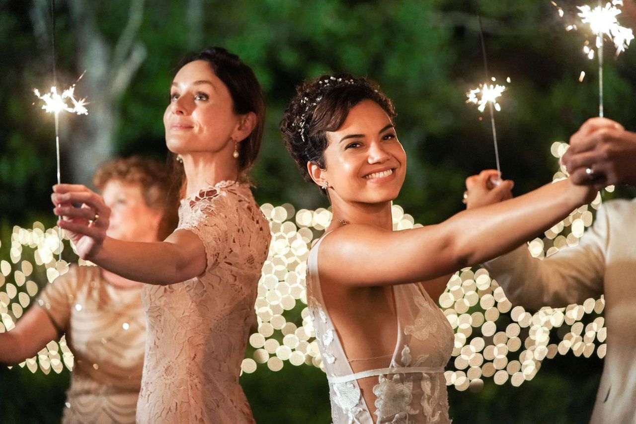 New network TV shows compete with controversy for attention