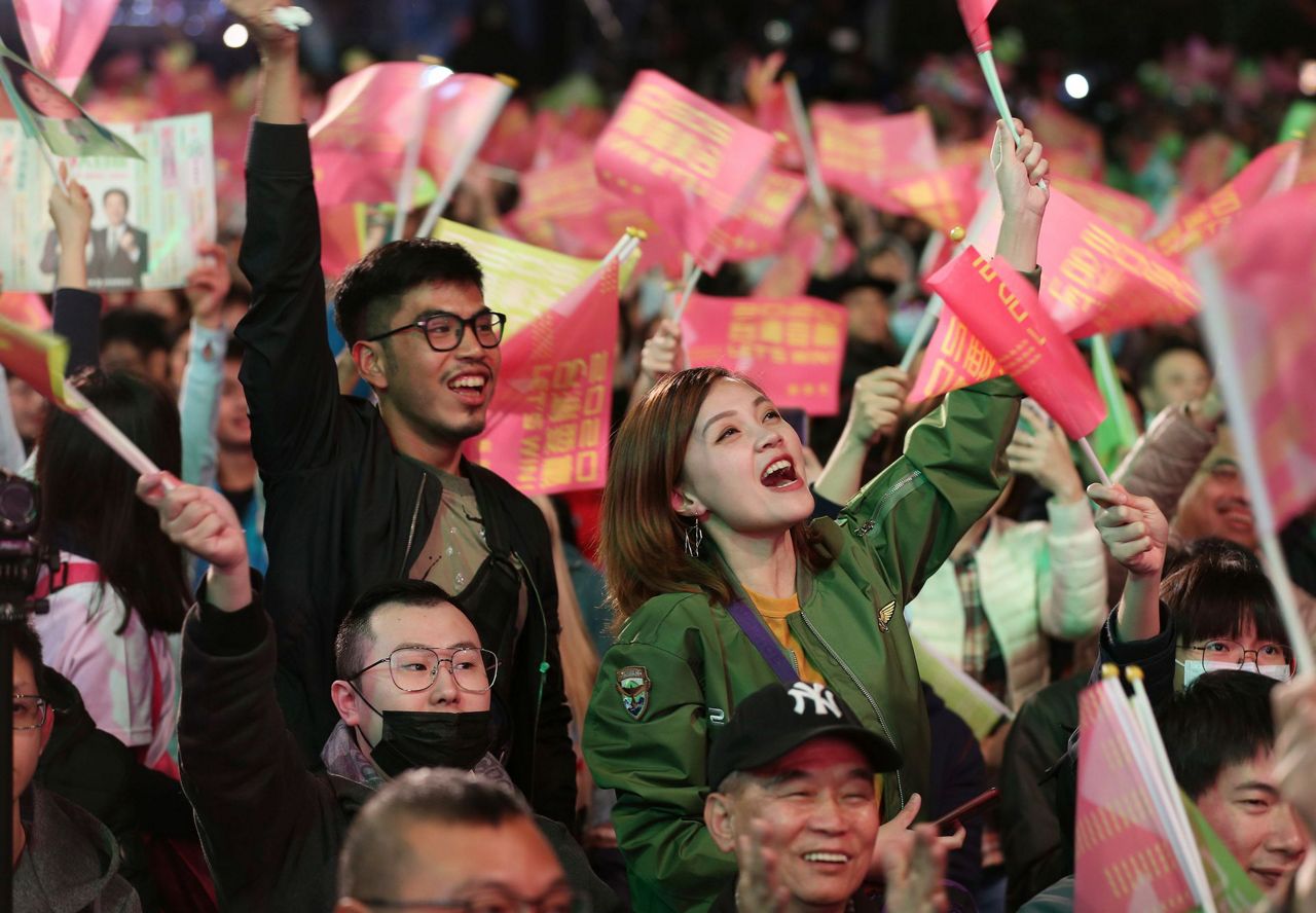 Taiwan Leader Meets Top Us Official After Her Election Win