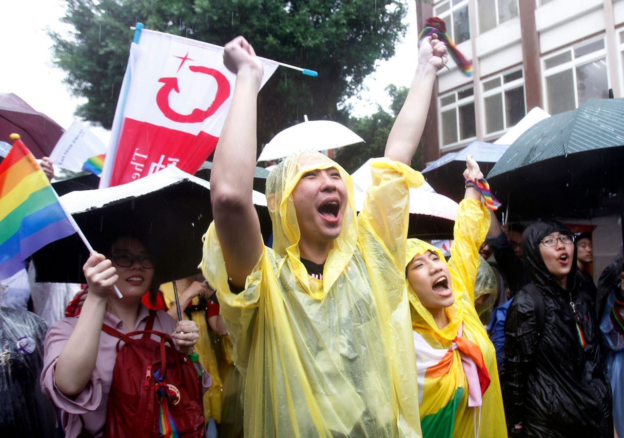 Taiwan Approves Same Sex Marriage In First For Asia 9761