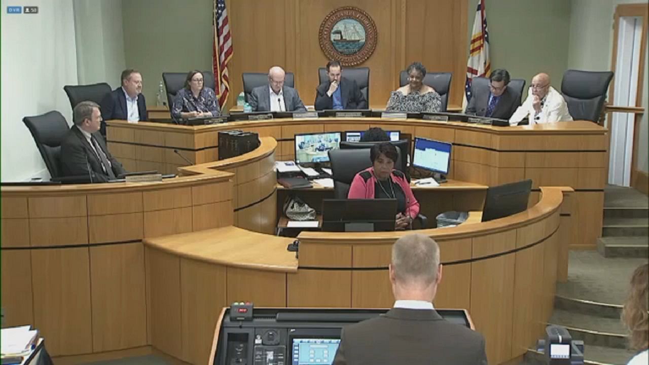 In a 4-3 vote, the council approved raising council members pay from about $55,000 to a little more than $75,000. (Tampa CTV)