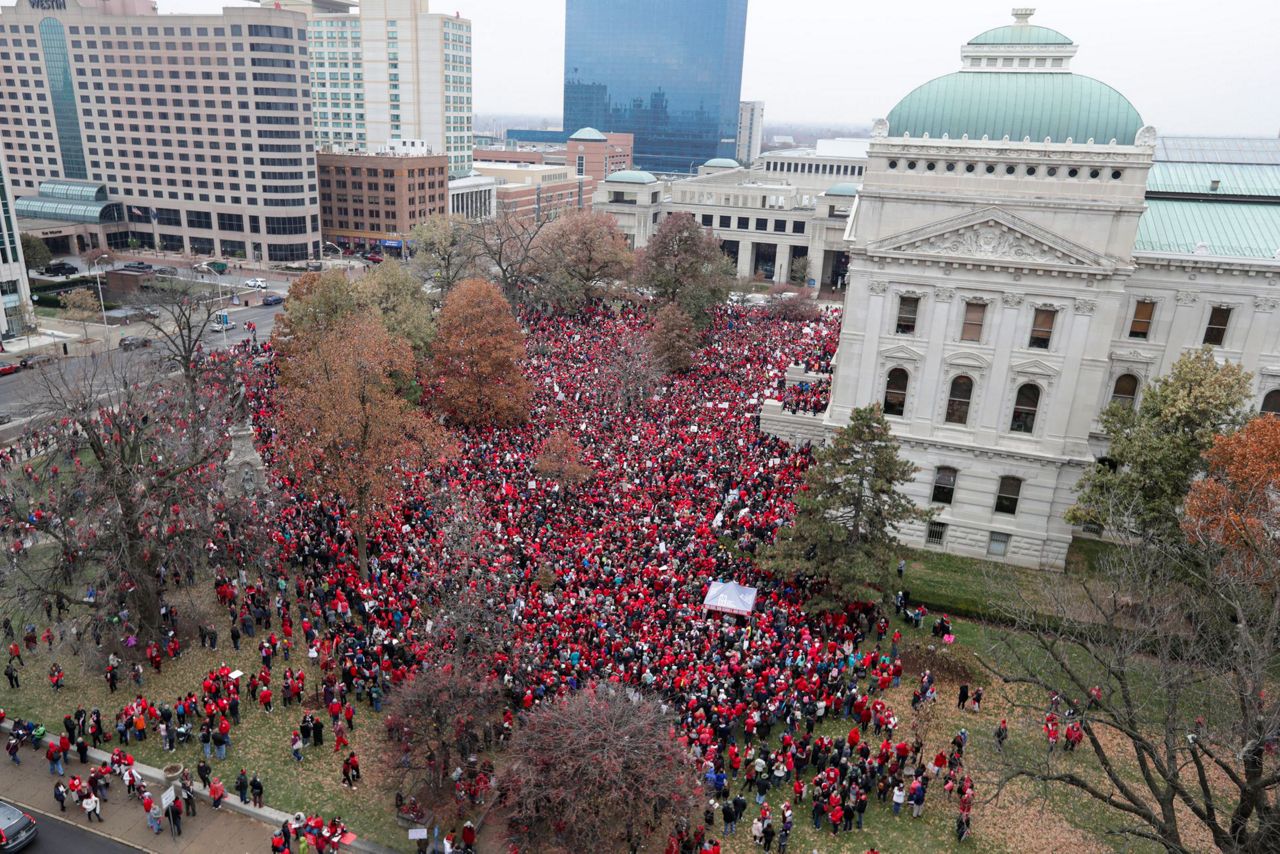 Thousands of teachers pack Indiana Statehouse for protest
