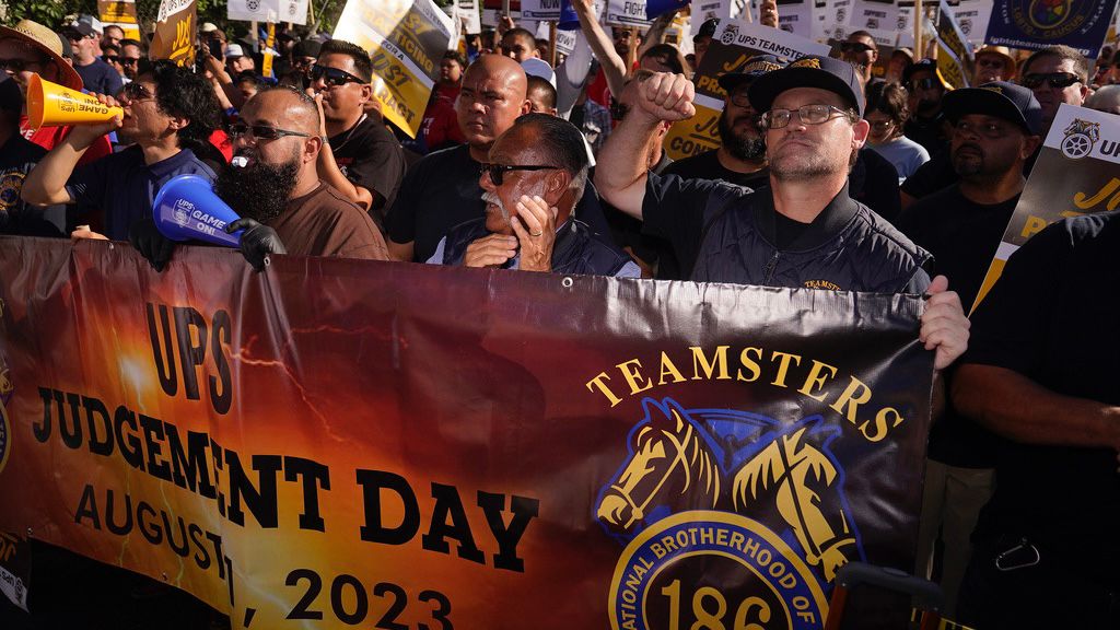 Teamsters decide not to endorse a presidential candidate