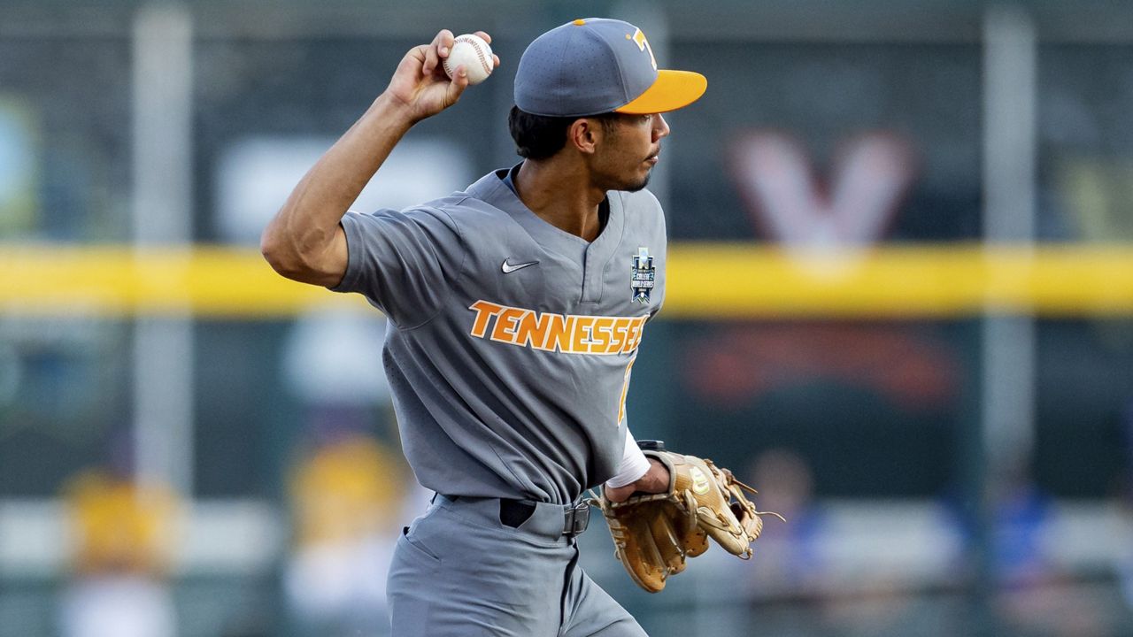 CWS Tennessee LSU Baseball