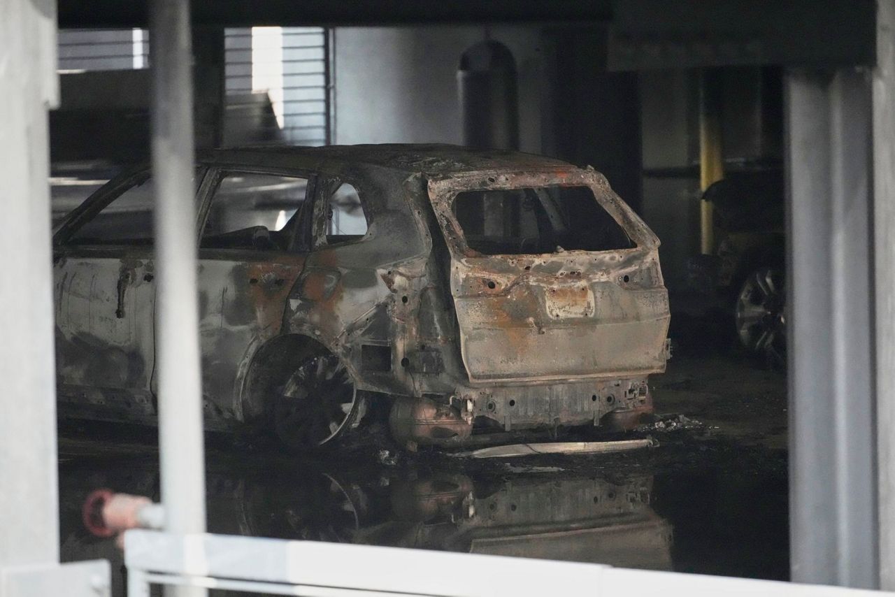 Fire breaks out in parking structure of Nashville library and ...