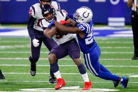 Colts recover another late fumble, beat Texans 27-20