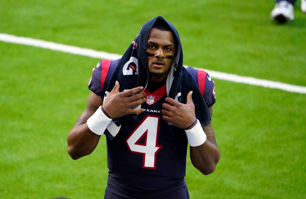 Deshaun Watson 'getting more and more comfortable' in offense