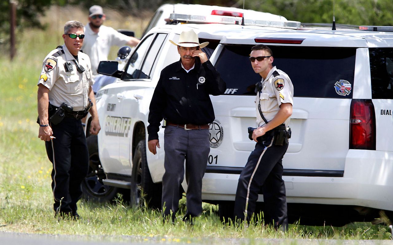 Officials say 6 people died in Texas small plane crash