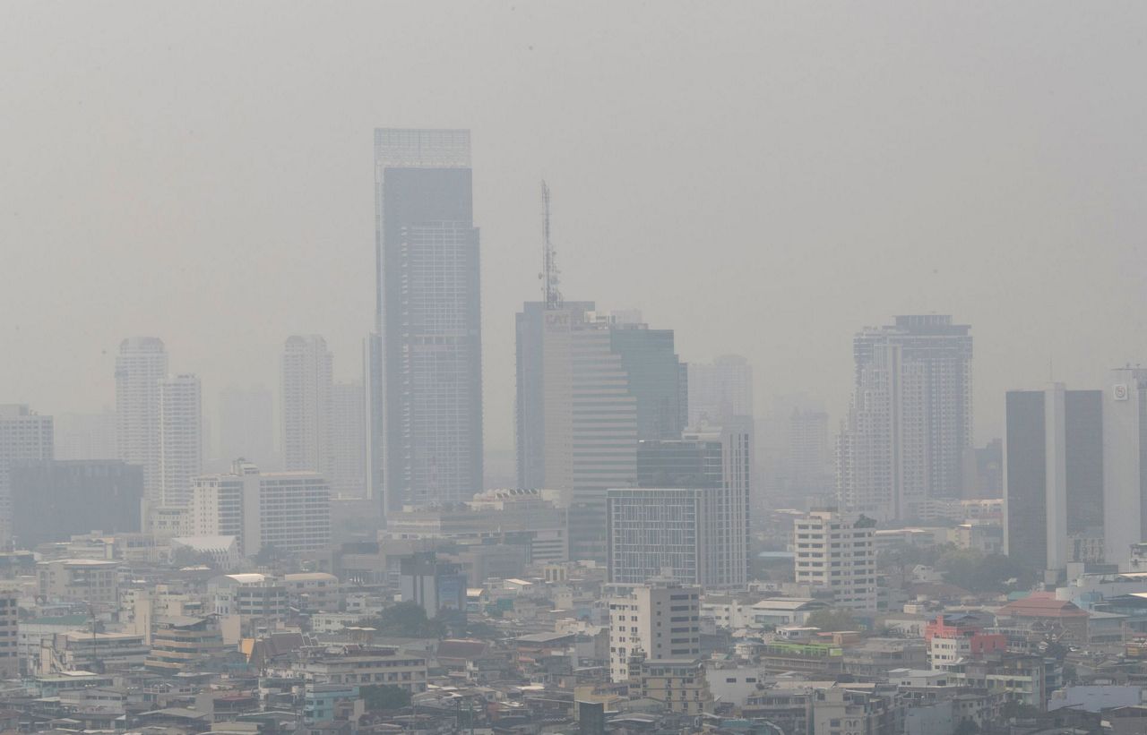 Unhealthy Levels Of Smog Choke Thai Capital For Over A Week