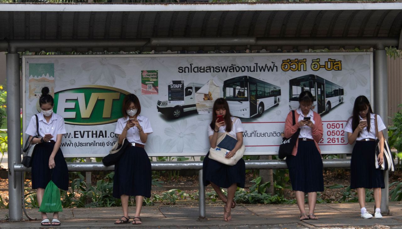 Unhealthy Levels Of Smog Choke Thai Capital For Over A Week