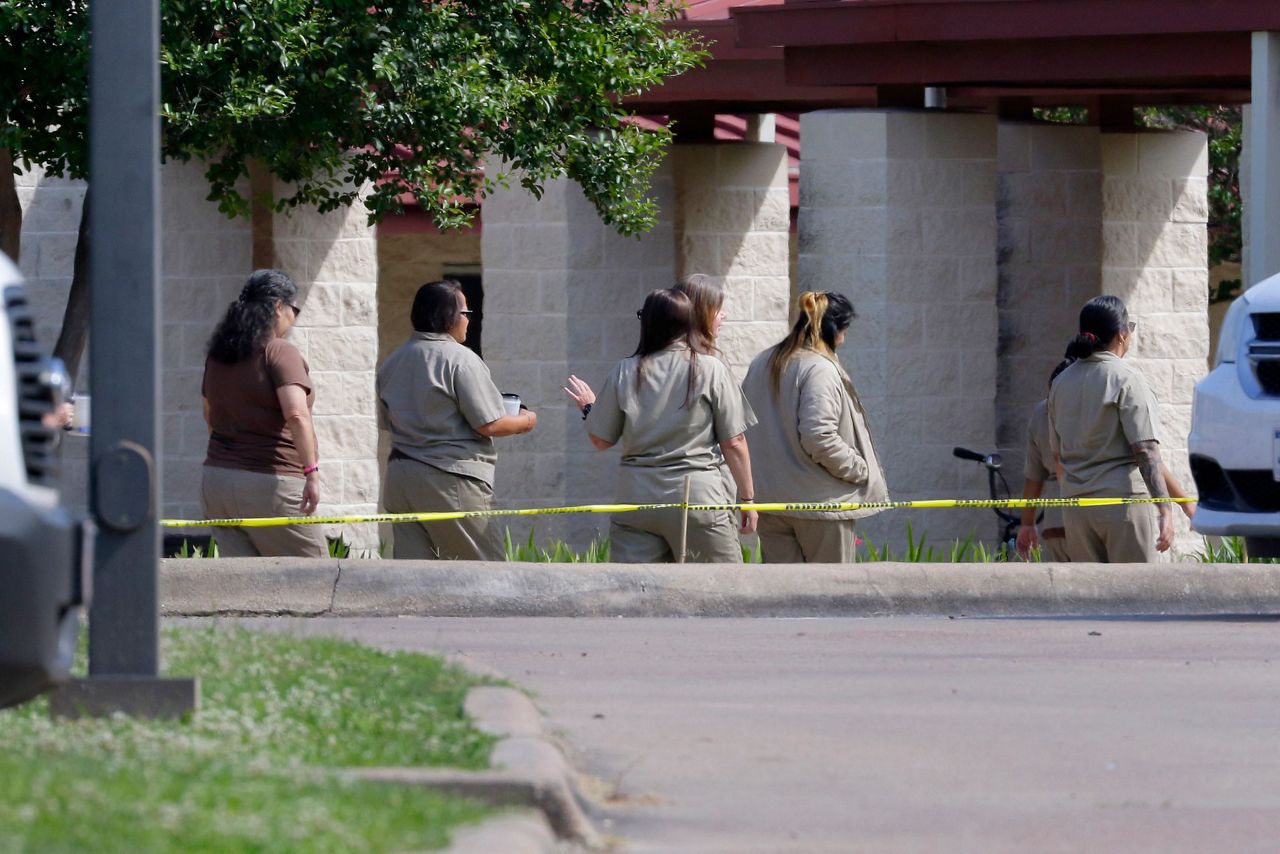 What's to know about the Texas prison where Elizabeth Holmes is ...