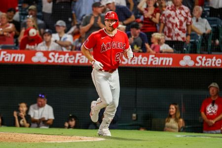 Three rookies homer to power Tigers past Angels