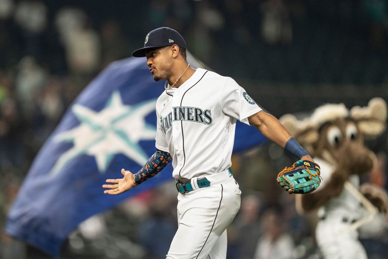 MLB playoff picture all set, best-of-3 matchups start Friday