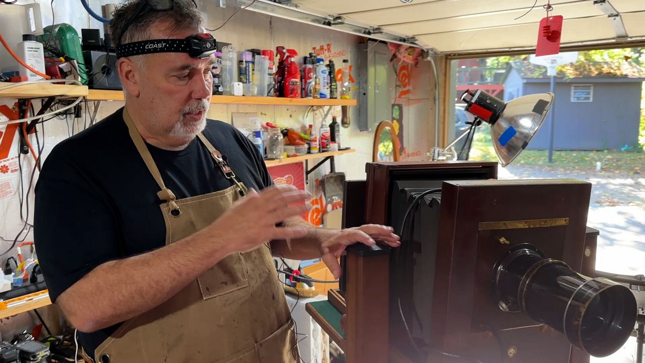 Lexington man learns the art of Civil War era photography