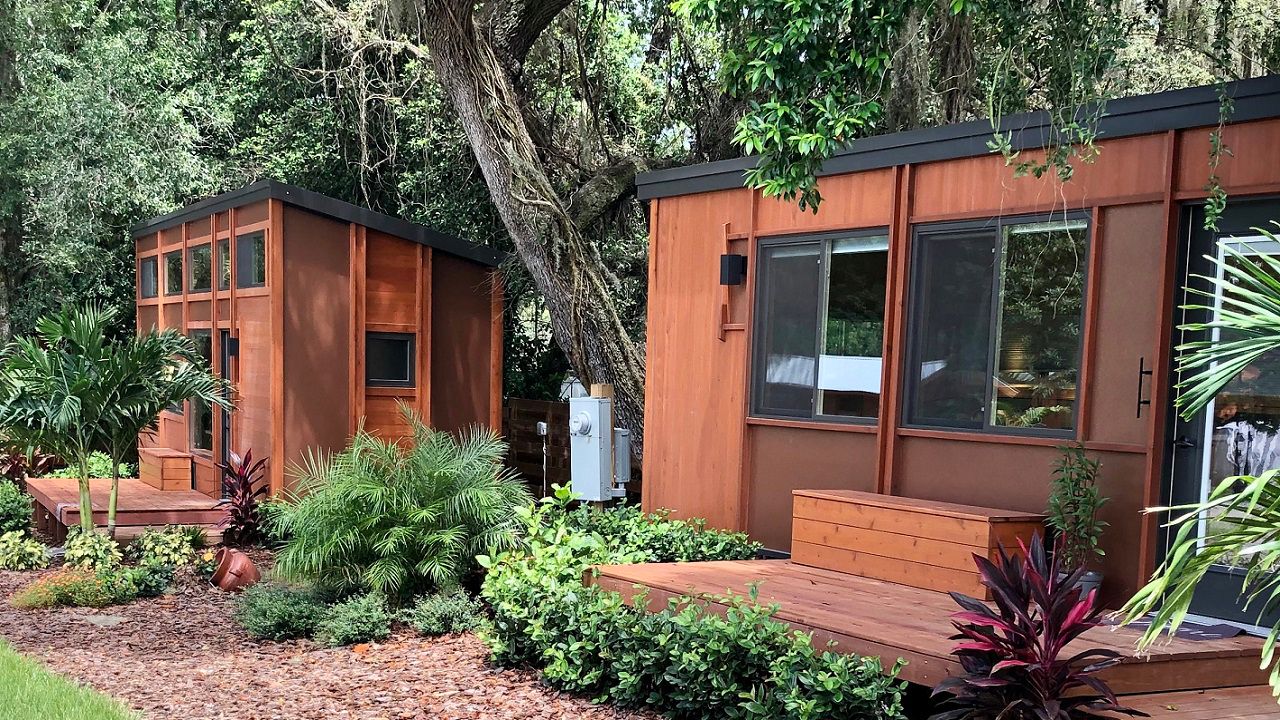 https://s7d2.scene7.com/is/image/TWCNews/Tiny_Homes_730