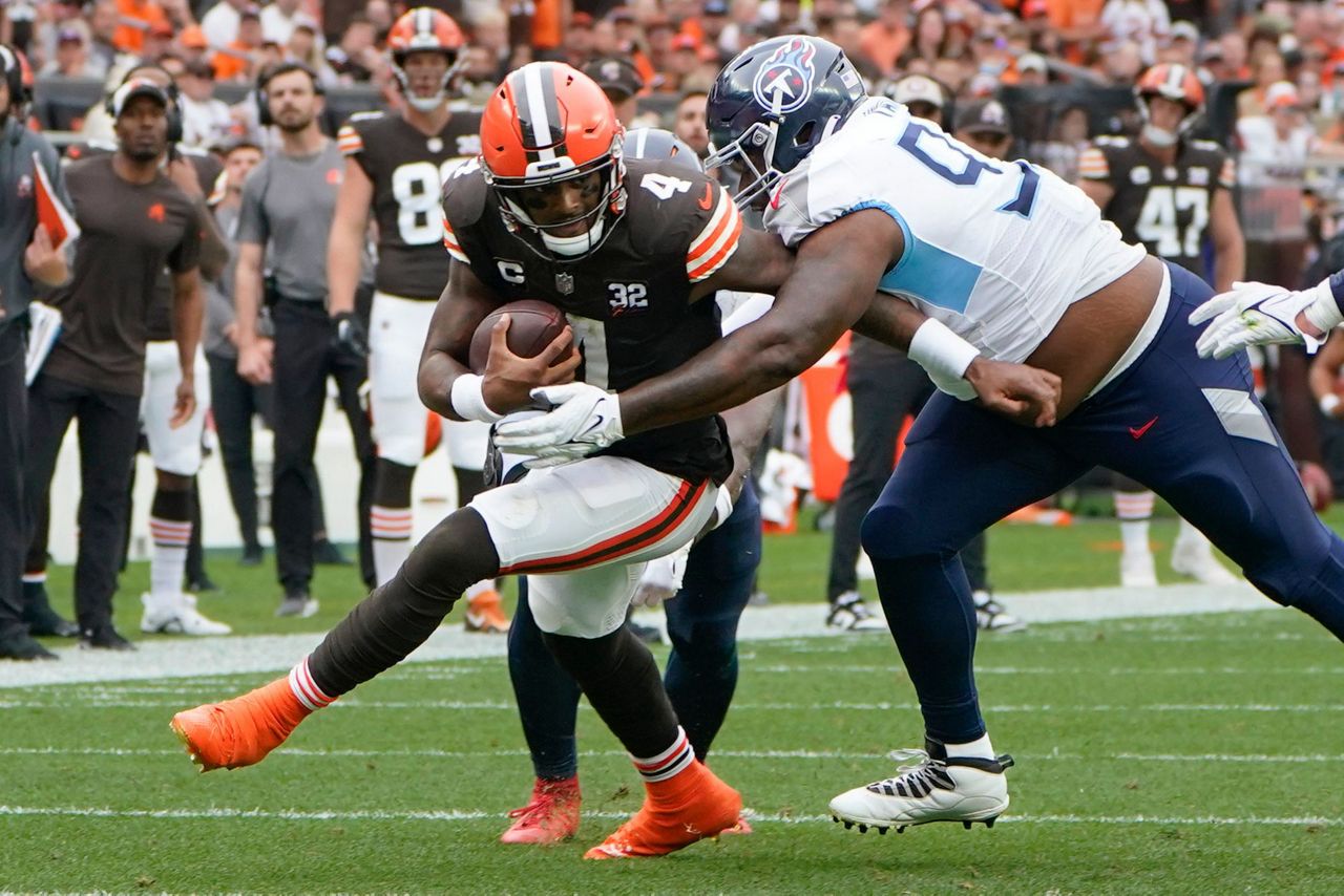 Browns QB Deshaun Watson sitting out with shoulder injury, rookie Thompson  Robinson starts vs Ravens