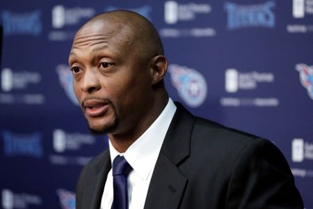 Tennessee Titans retiring former Ohio State football running back Eddie  George's No. 27 jersey 