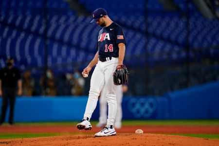 The Athletes Hub - Tokyo Yakult Swallows