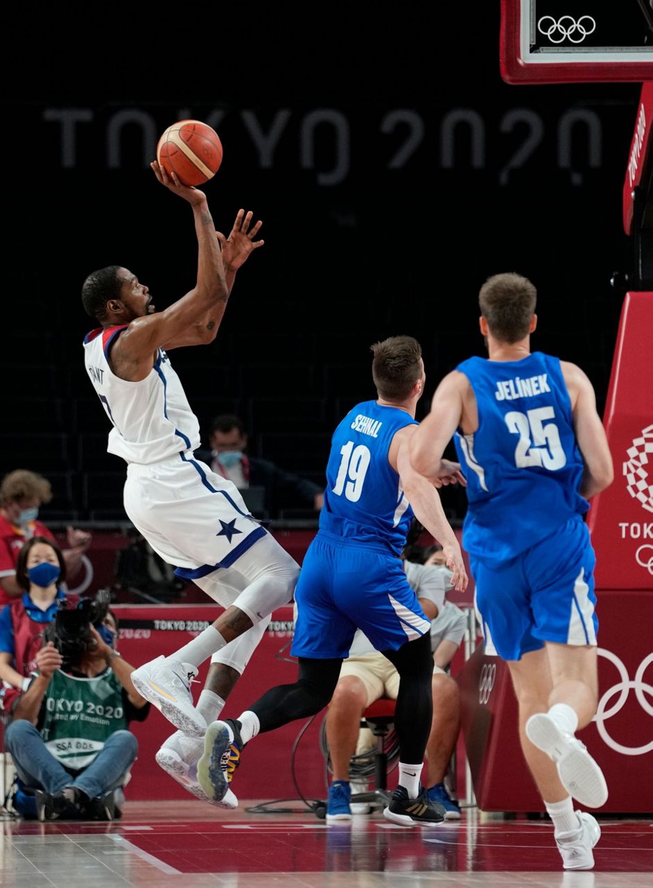 Durant becomes top scorer in US men's Olympic history