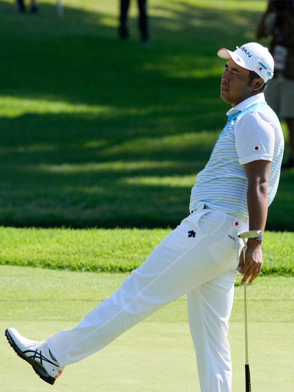 Xander Schauffele With 2 Clutch Putts Gives US Gold In Gold