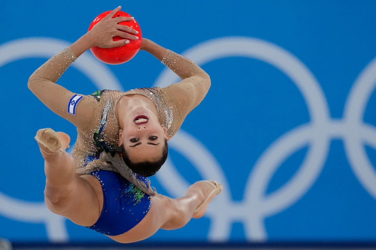 Rhythmic gymnastics upset: Israel beats Russia, wins gold