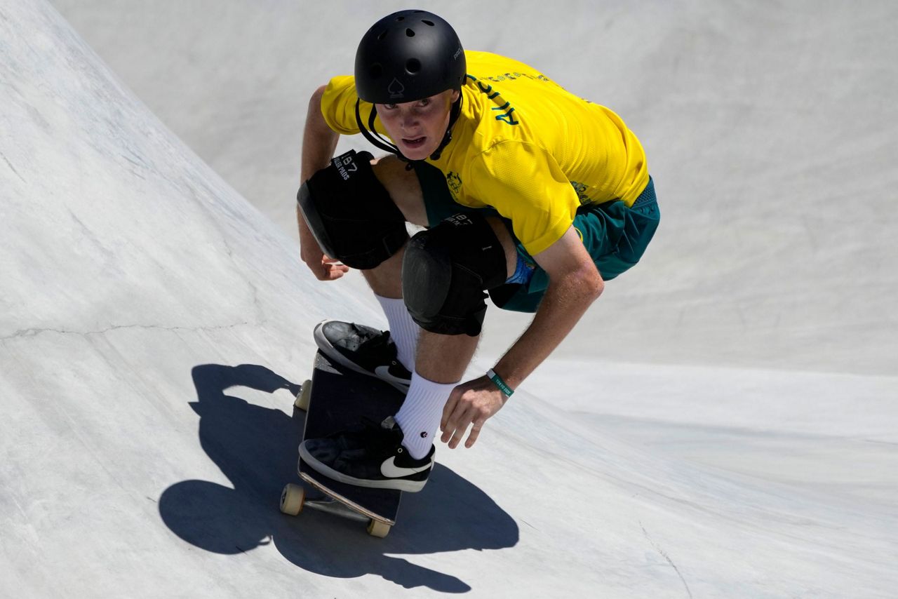 Australia's Palmer takes skateboarding gold in men's park