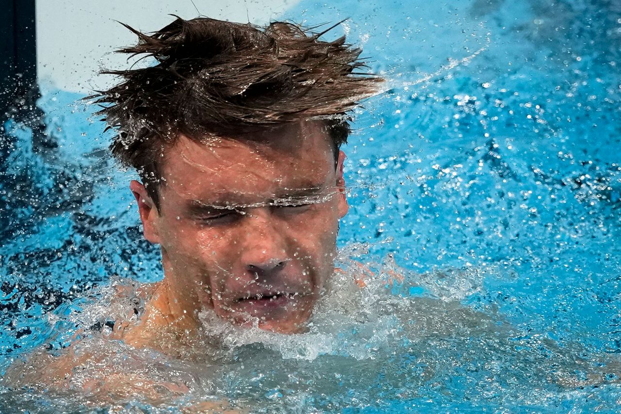 Olympics Latest US pair knocked out of beach volleyball