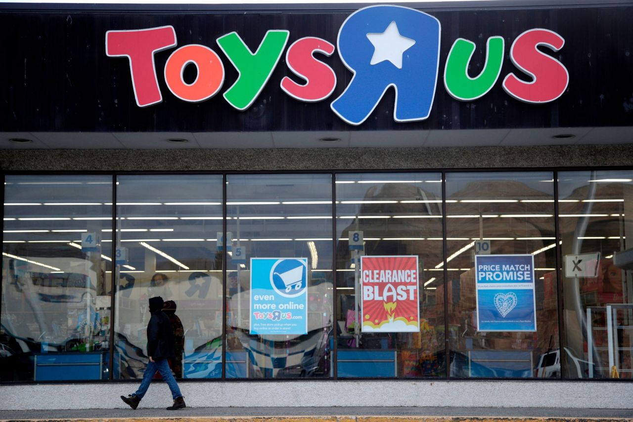 Goodbye, Geoffrey Toys R Us closing its last stores