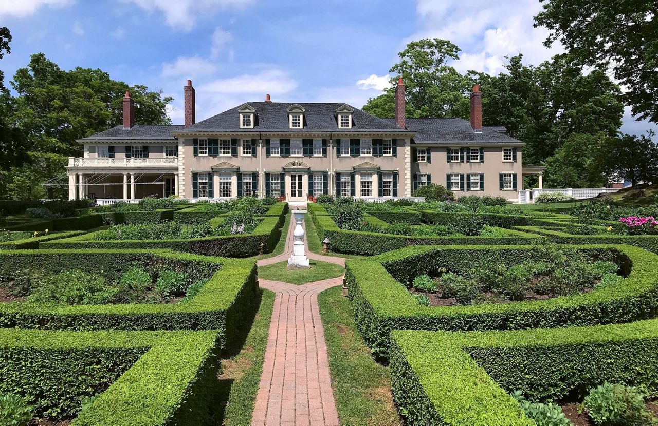 Life of Abe Lincoln's son on display at Hildene in Vermont