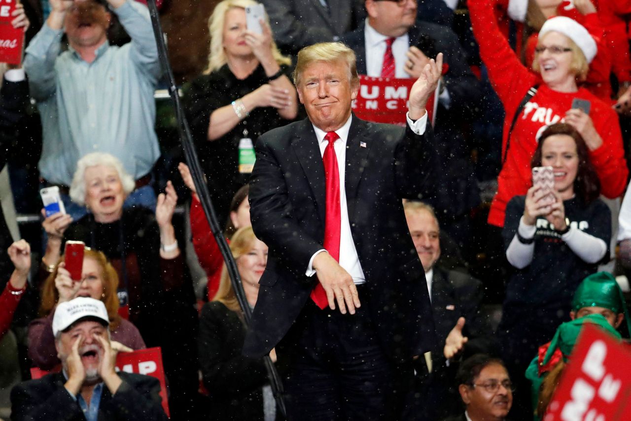 Mississippi senator banking on boost from Trump rallies