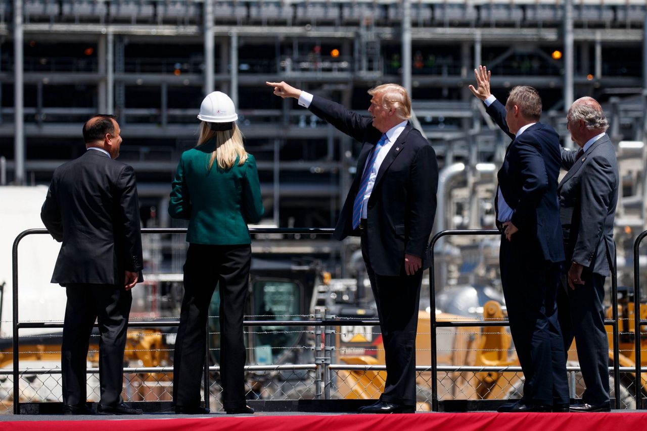 Trump looks to highlight energy exports in Louisiana