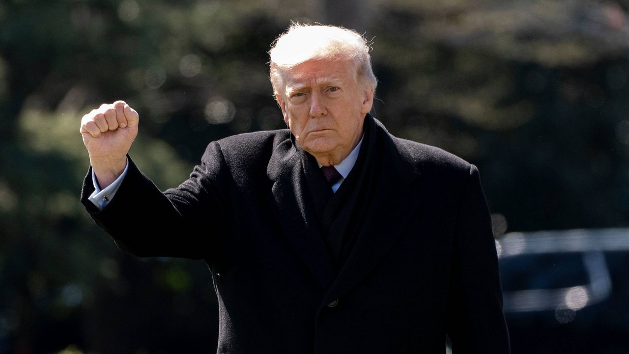 Trump pays respects in Delaware to 6 U.S. service members killed in Middle East