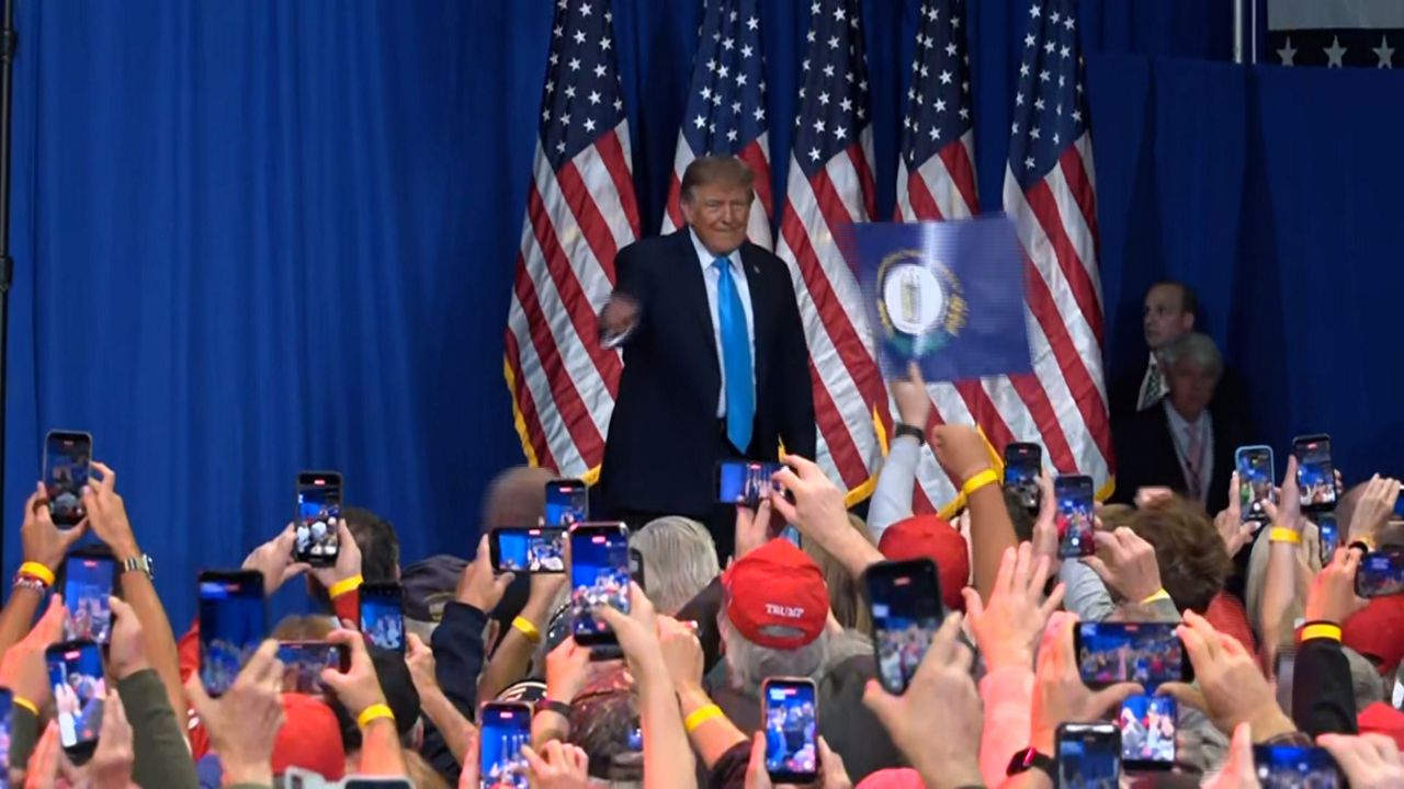 Trump returns for third Ohio visit as Republicans fight to hold a once-safe state