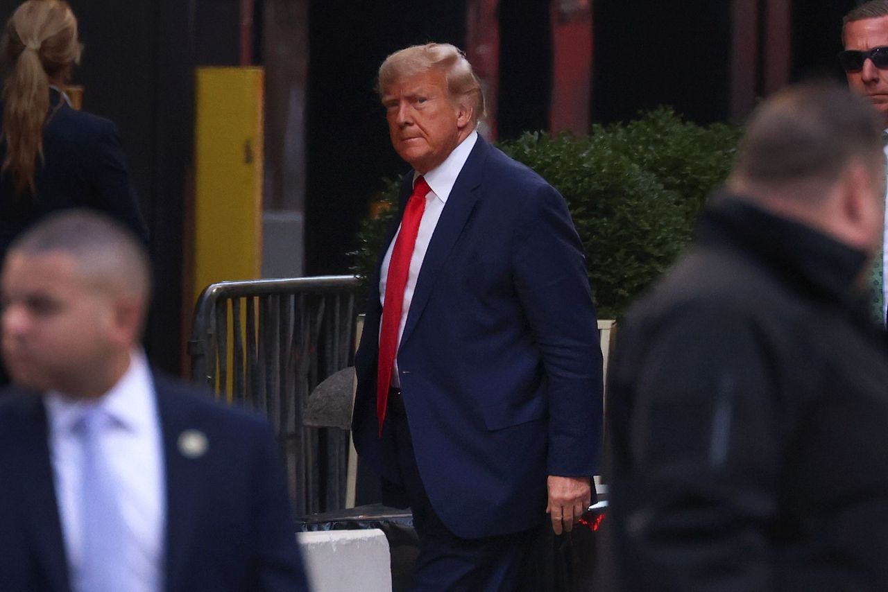 Trump set to travel to New York; face booking, arraignment