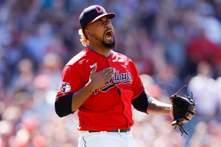 Andres Gimenez gives Guardians another walk-off HR over Twins