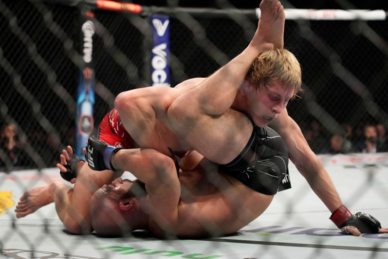 Light heavyweight title remains vacant after draw in UFC 282