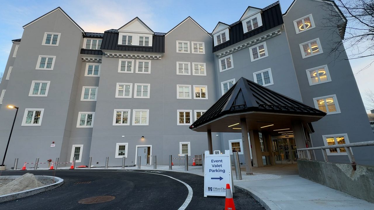 UMass Memorial Health’s North Pavilion Acute-Care Facility. (Spectrum News 1/Dan Reidy)