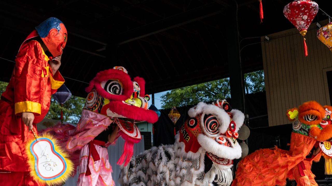 Legislation declares Lunar New Year NY public school holiday