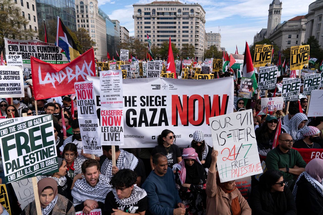 Protest marches by thousands in Europe demand halt to Israeli bombing ...