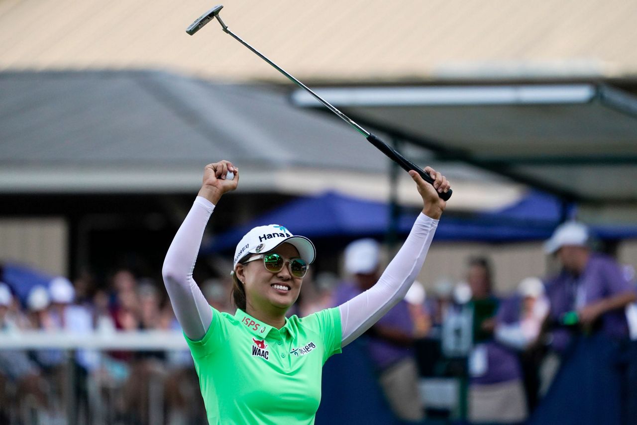 Awesome Aussie Lee wins U.S. Women's Open, record 1.8M