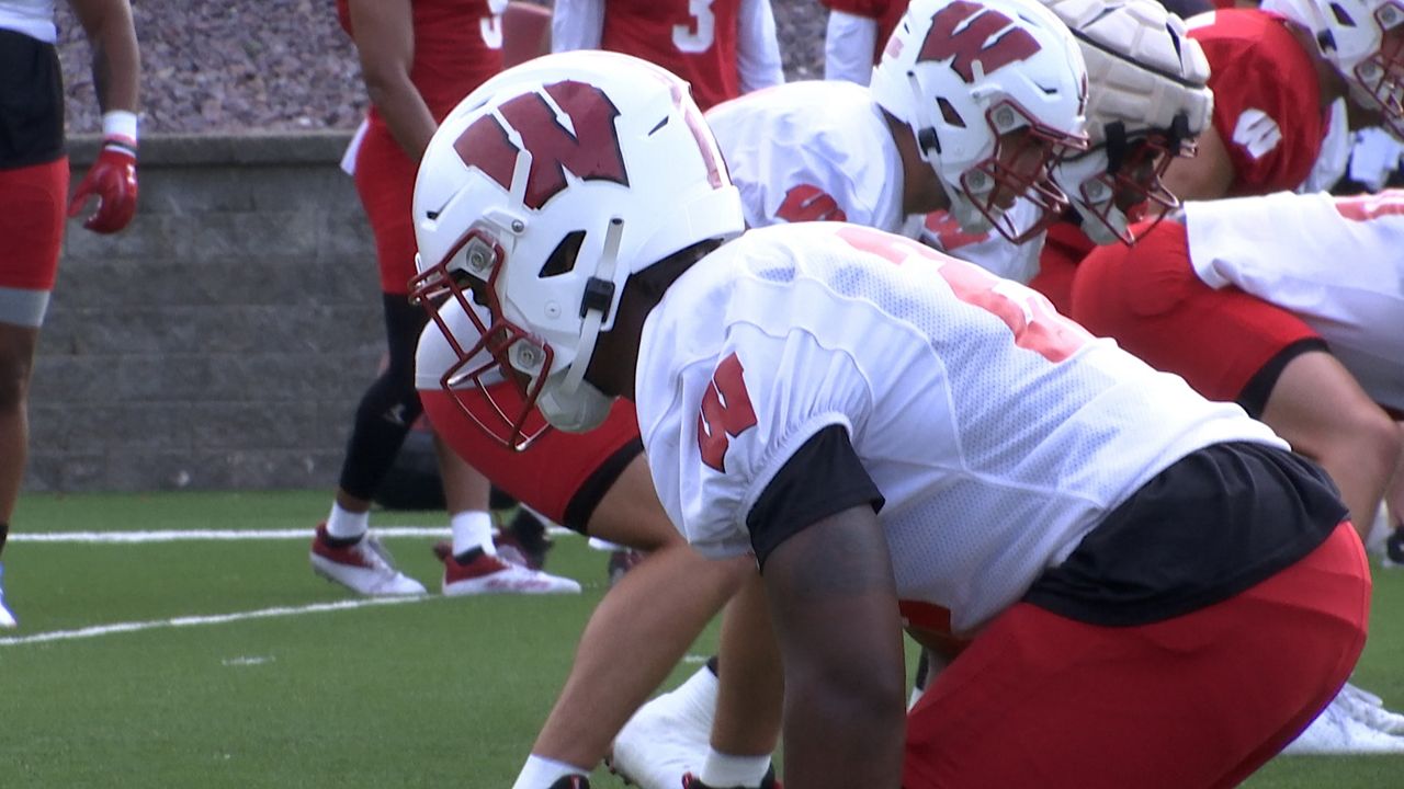 Badgers players practice at UW-Platteville