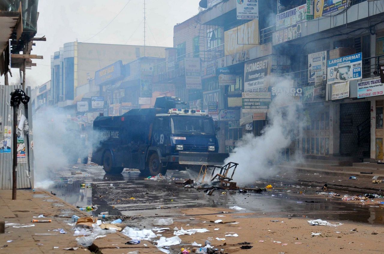 Protests in Uganda's capital as Bobi Wine arrested