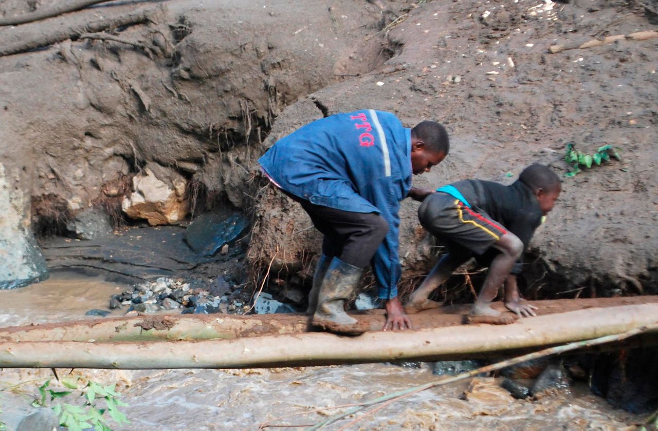 34 die in Uganda mudslides triggered by heavy rains