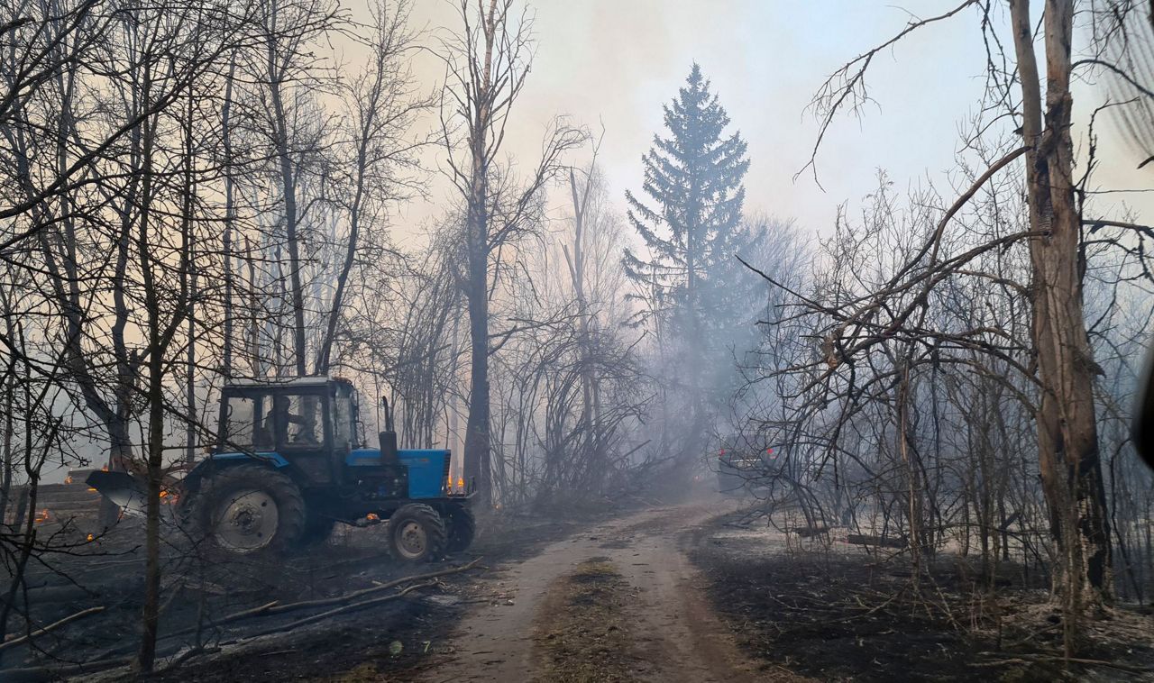 Ukraine continues to battle forest fire near Chernobyl