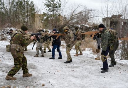 Ukrainian rebel region residents can join Russian military