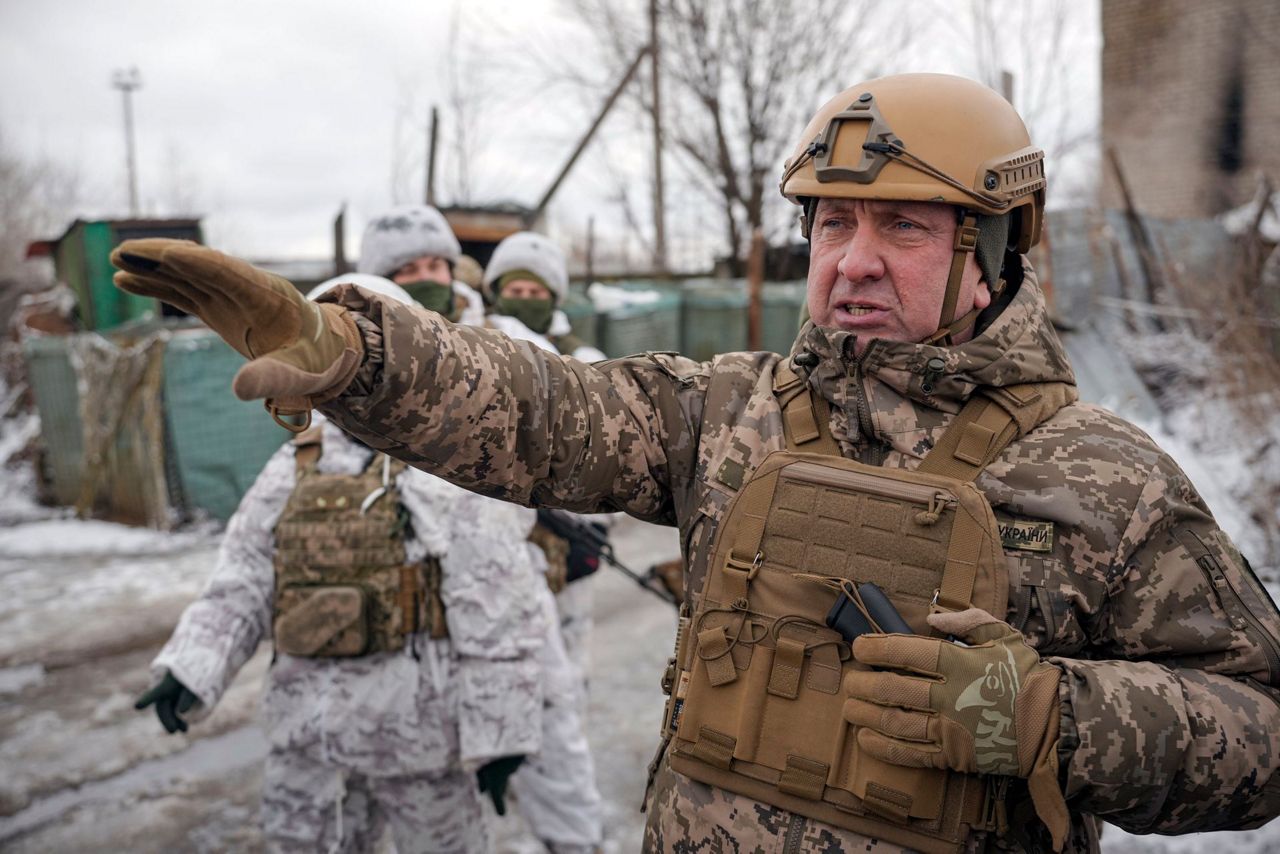 Командующий операциями. Павлюк командующий ООС. Генерал Эдуард Москалев Украина. Александр Павлюк ВСУ. Павлюк Александр Алексеевич ВСУ.