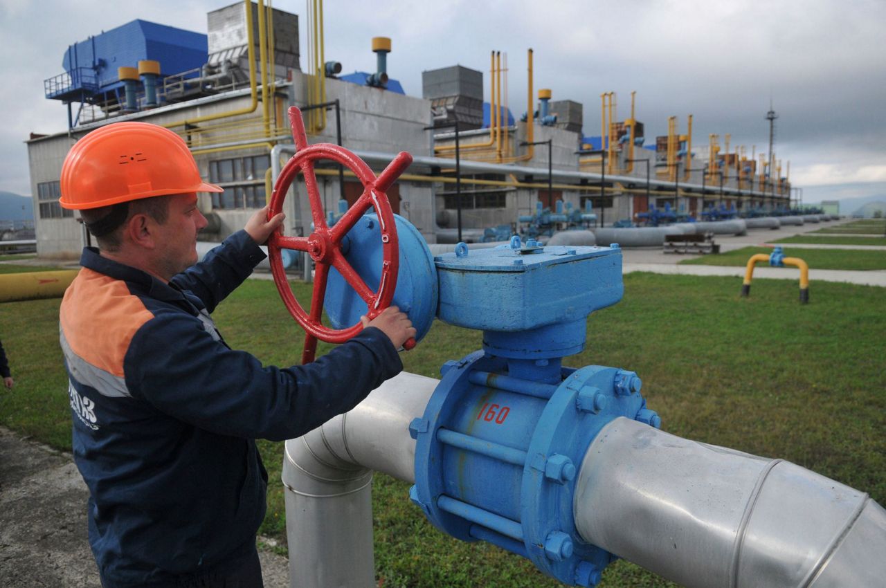 EXPLAINER: What happens to Europe's energy if Russia acts? - Vimarsana News