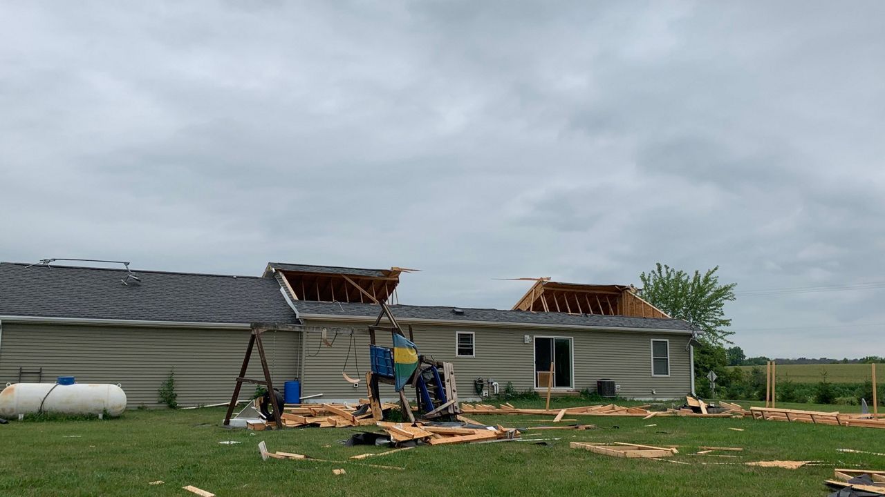 Southwest Watertown, Wis. tornado damage (National Weather Service)