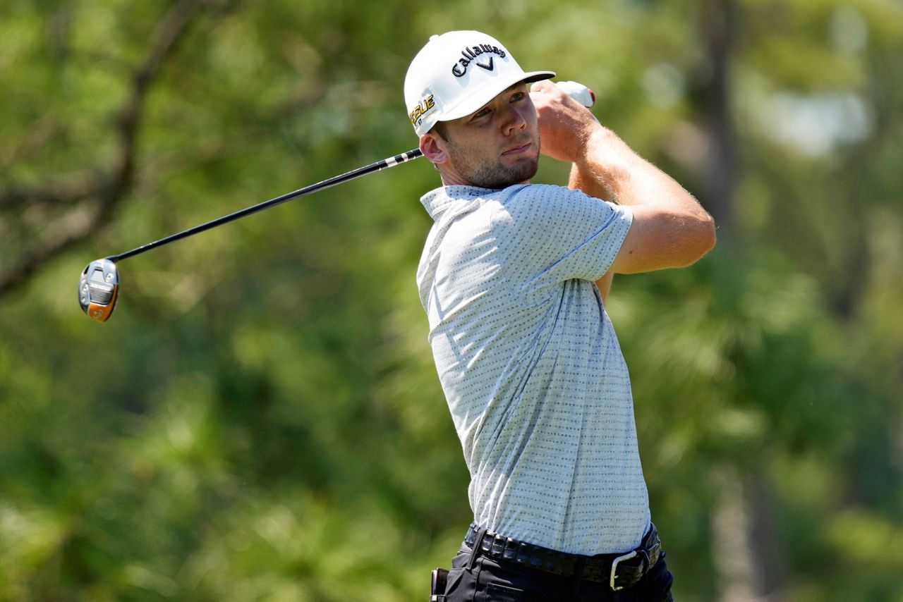 Hadwin builds an early oneshot lead at Valspar Championship