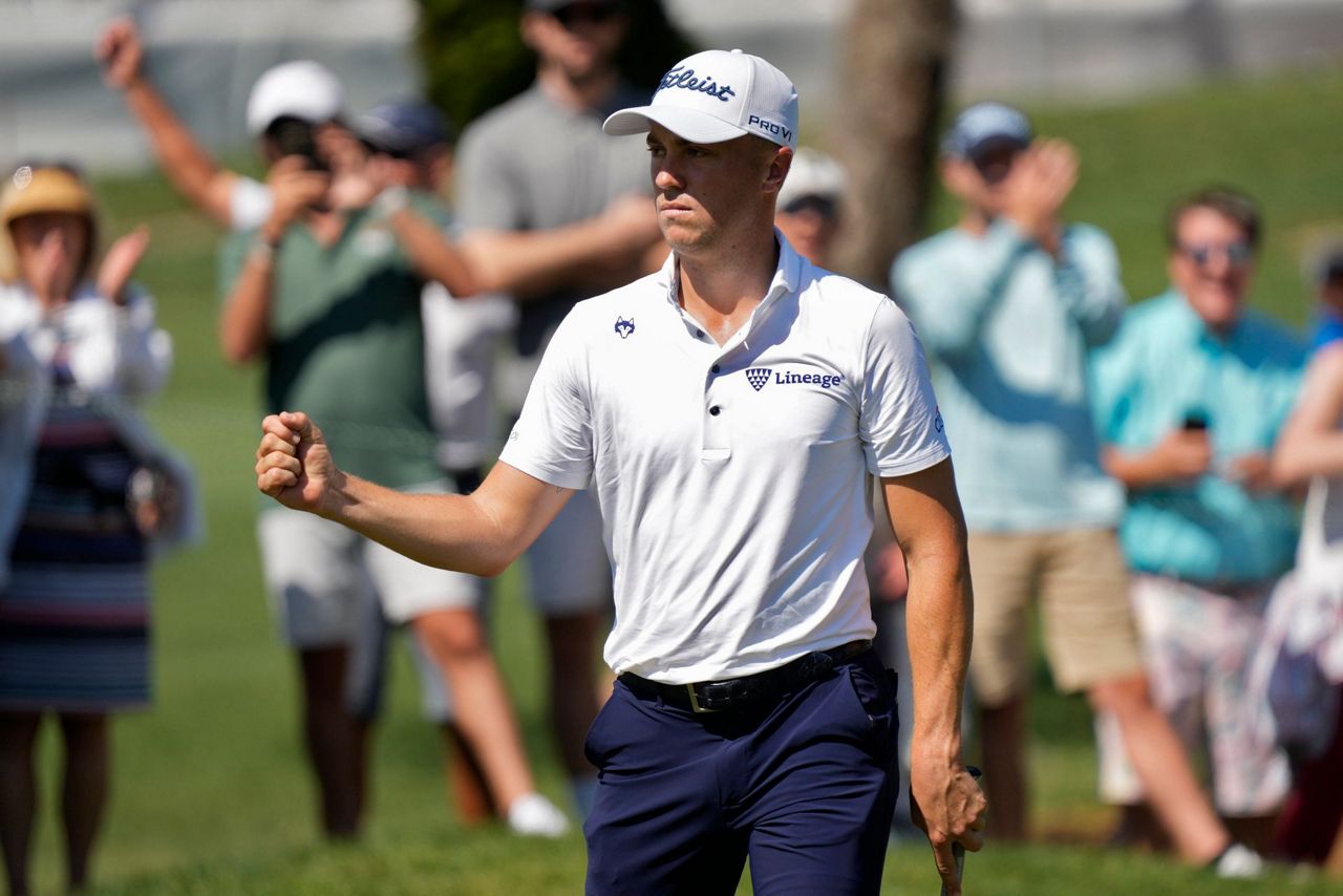 Hadwin builds an early oneshot lead at Valspar Championship